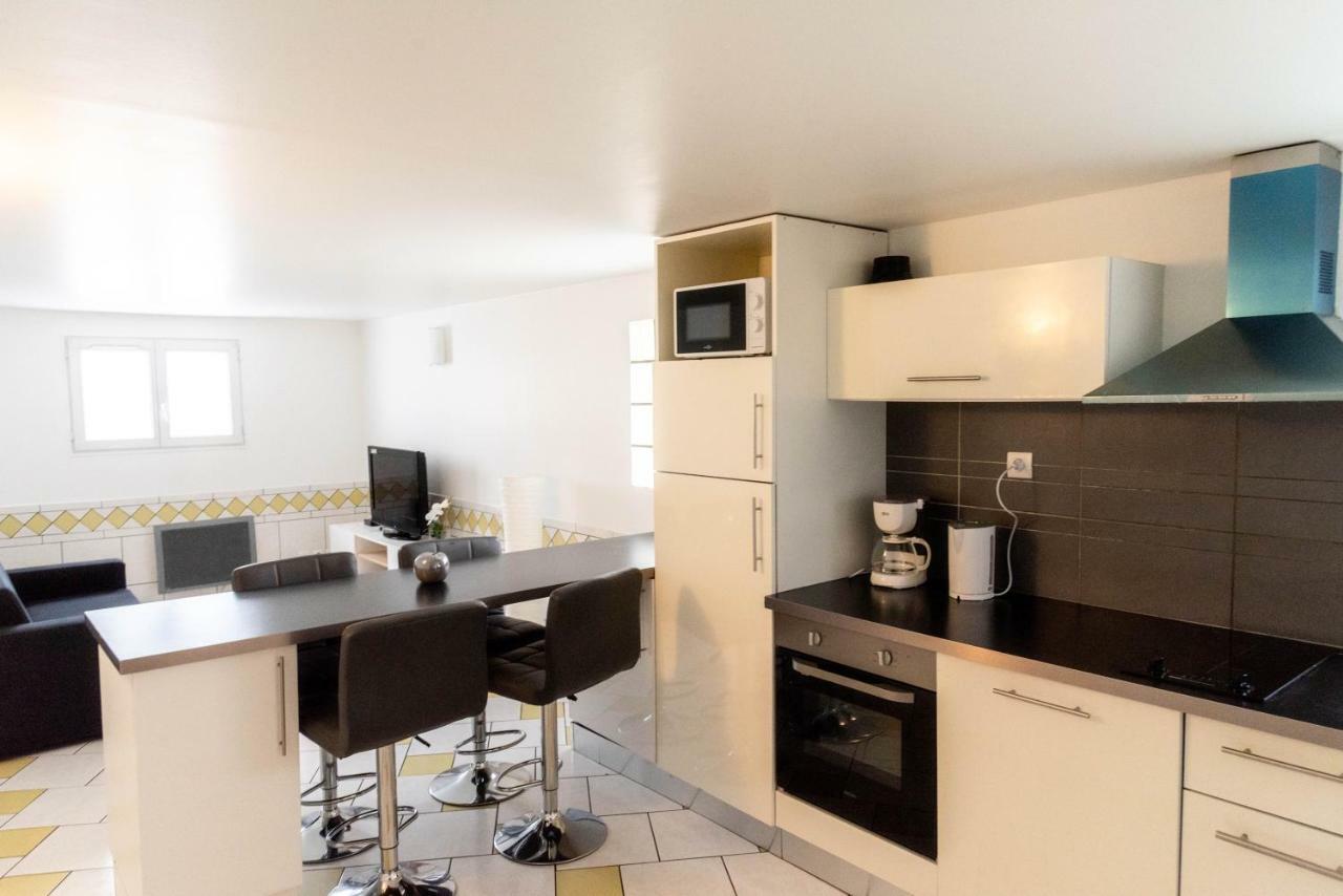 Charmant 2 Pieces Moderne Clichy-sous-Bois Luaran gambar